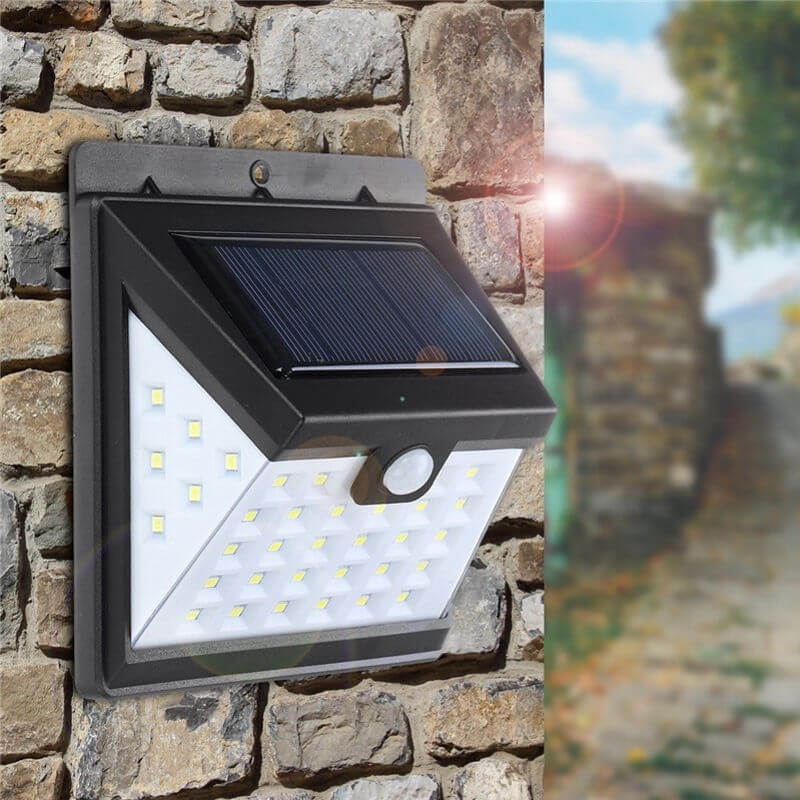 lampu solar dalam rumah