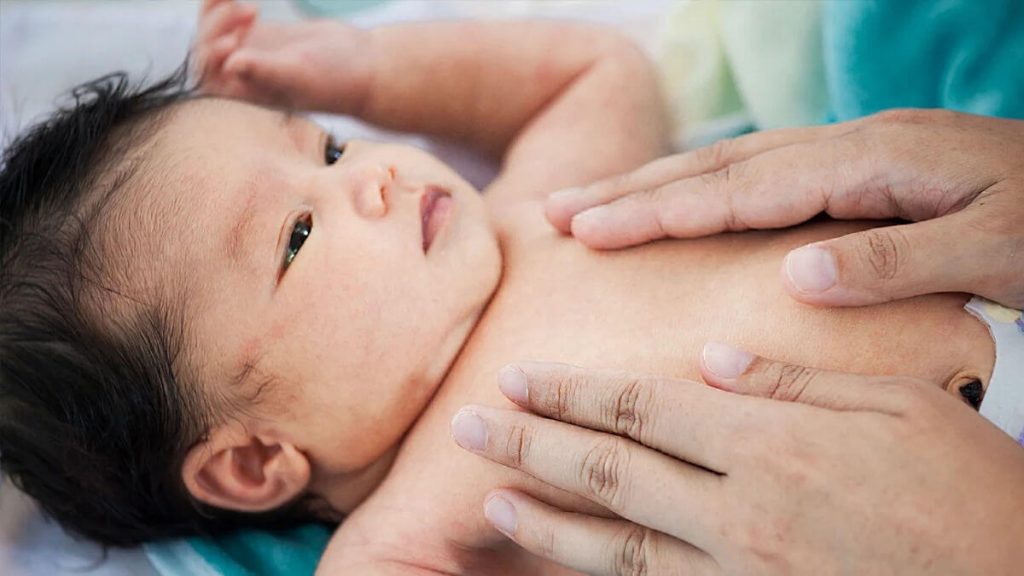 cara urut bayi kembung perut