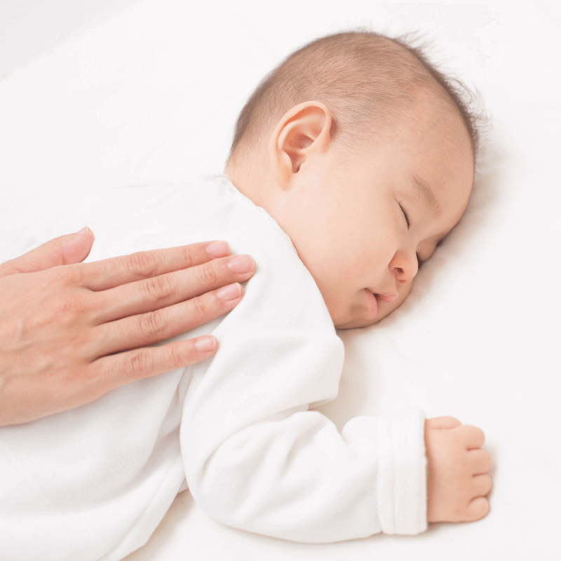cara kejutkan bayi melalui urutan lembut
