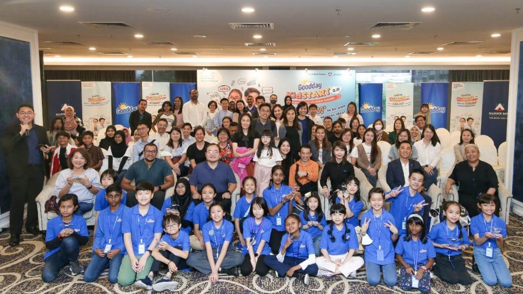 KidSTART 2.0 Group Photo with Contestants, Judges and Parents