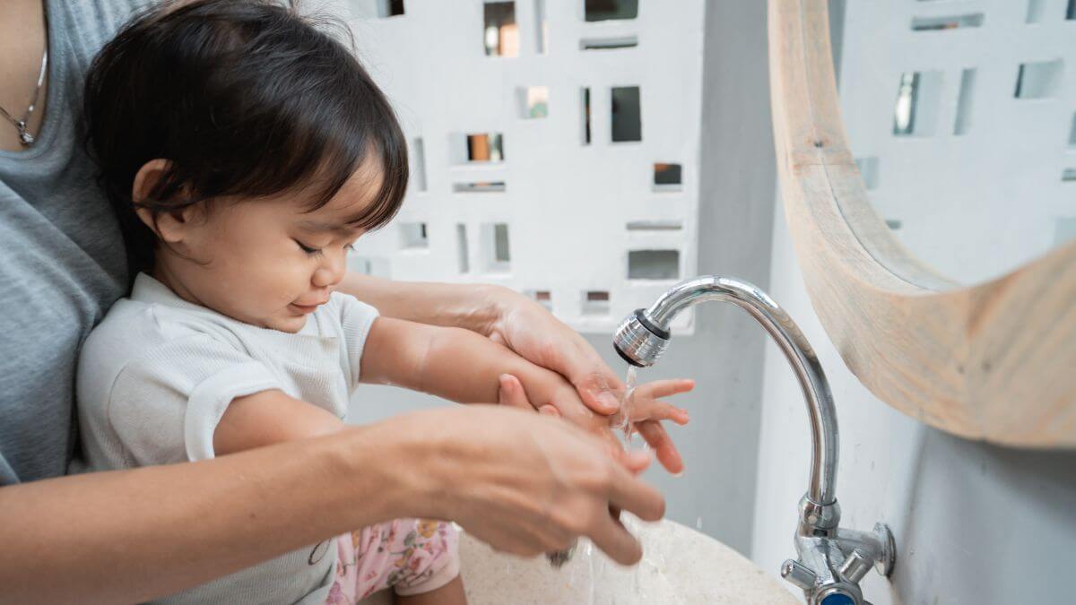 Kepentingan Kebersihan Diri dan Cara Melatih Anak Tentangnya!